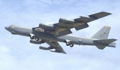 air_b-52_landing_lgthumbnail.jpg